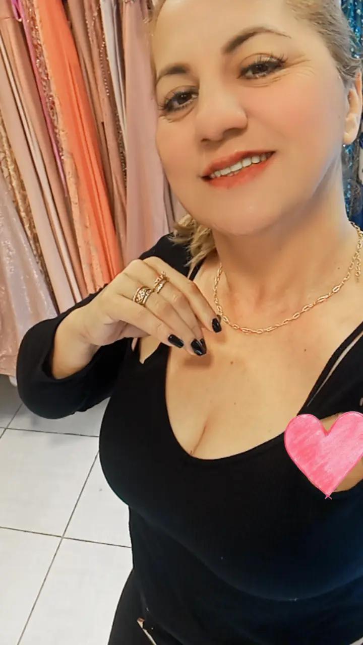 @celinacolman871