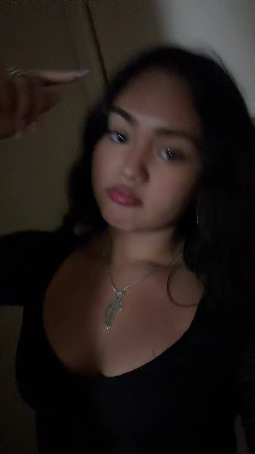 @AnnieFlores