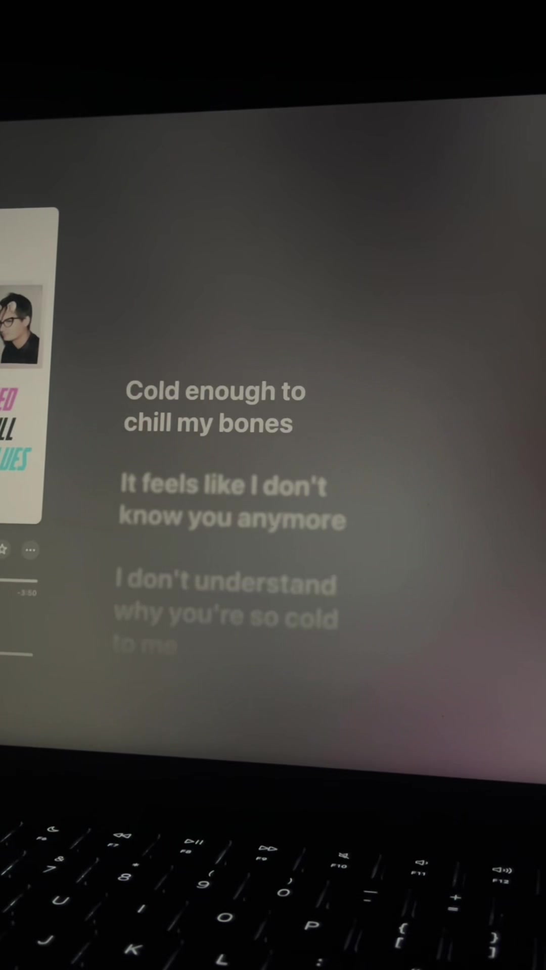 @🎧