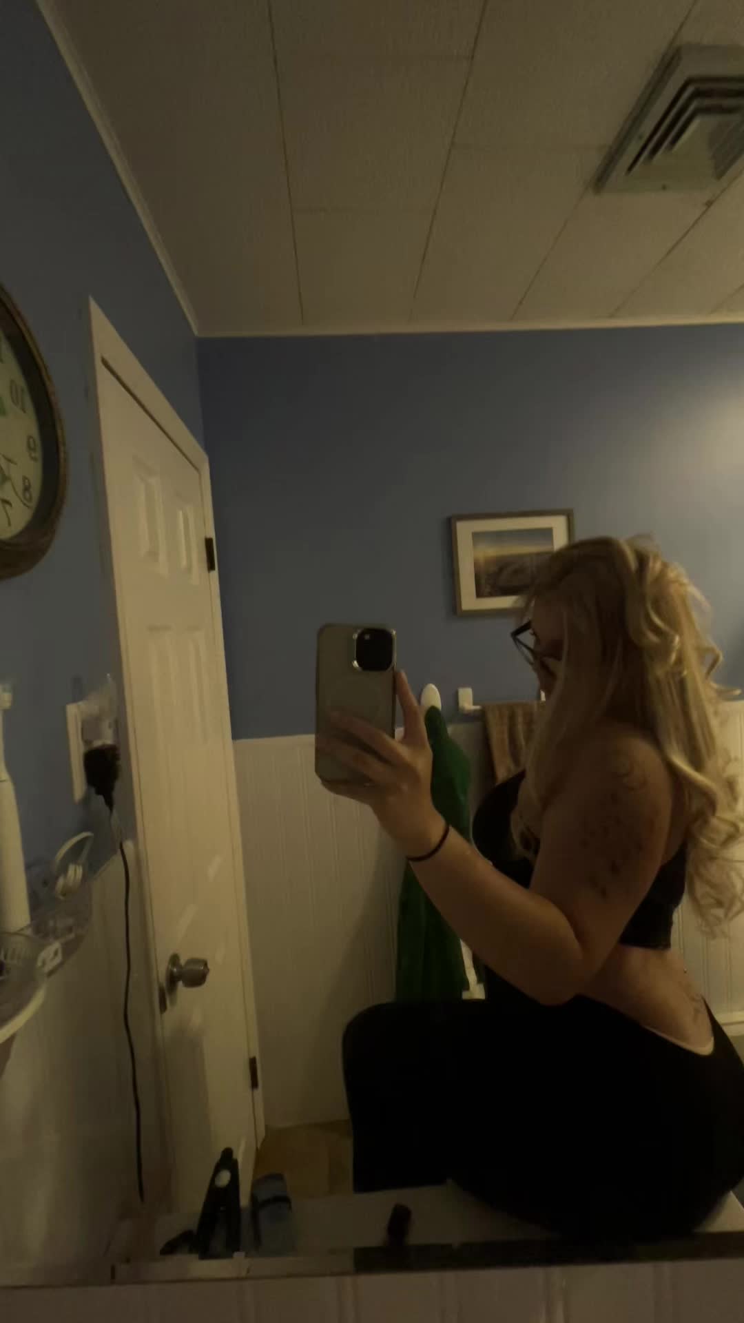 @Jaiily🥂