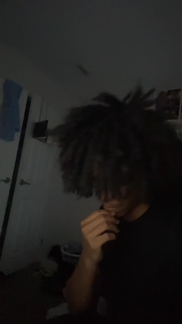 @LowkeyAngel