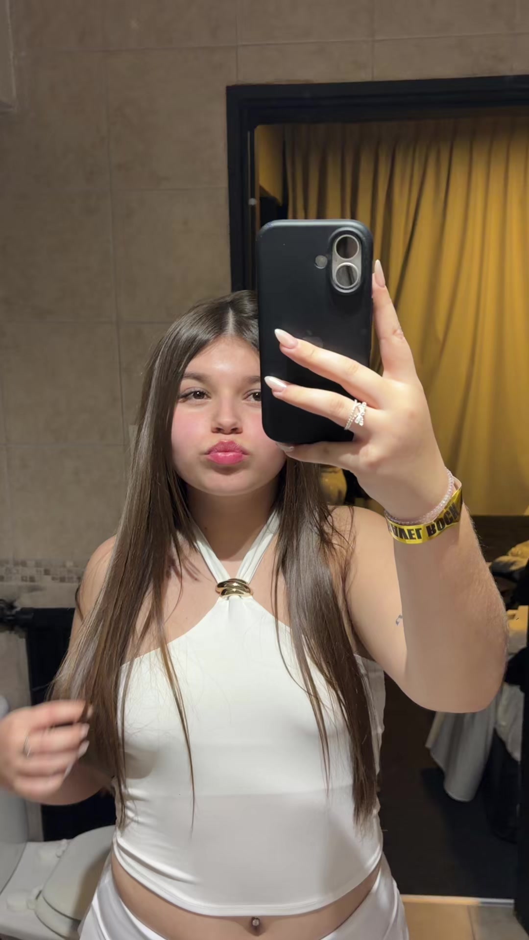 @𝐒𝐨𝐟𝐢