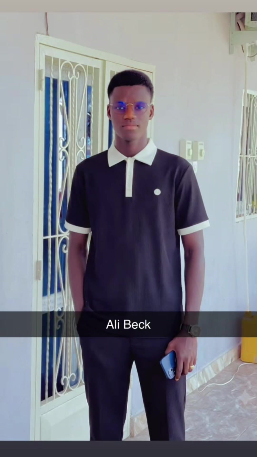 @{Ali} B.e.c.k.