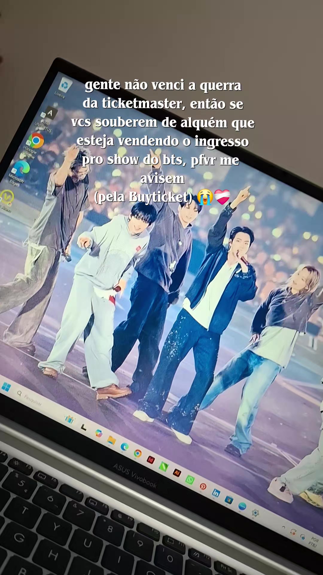 @Hellen Carolyna