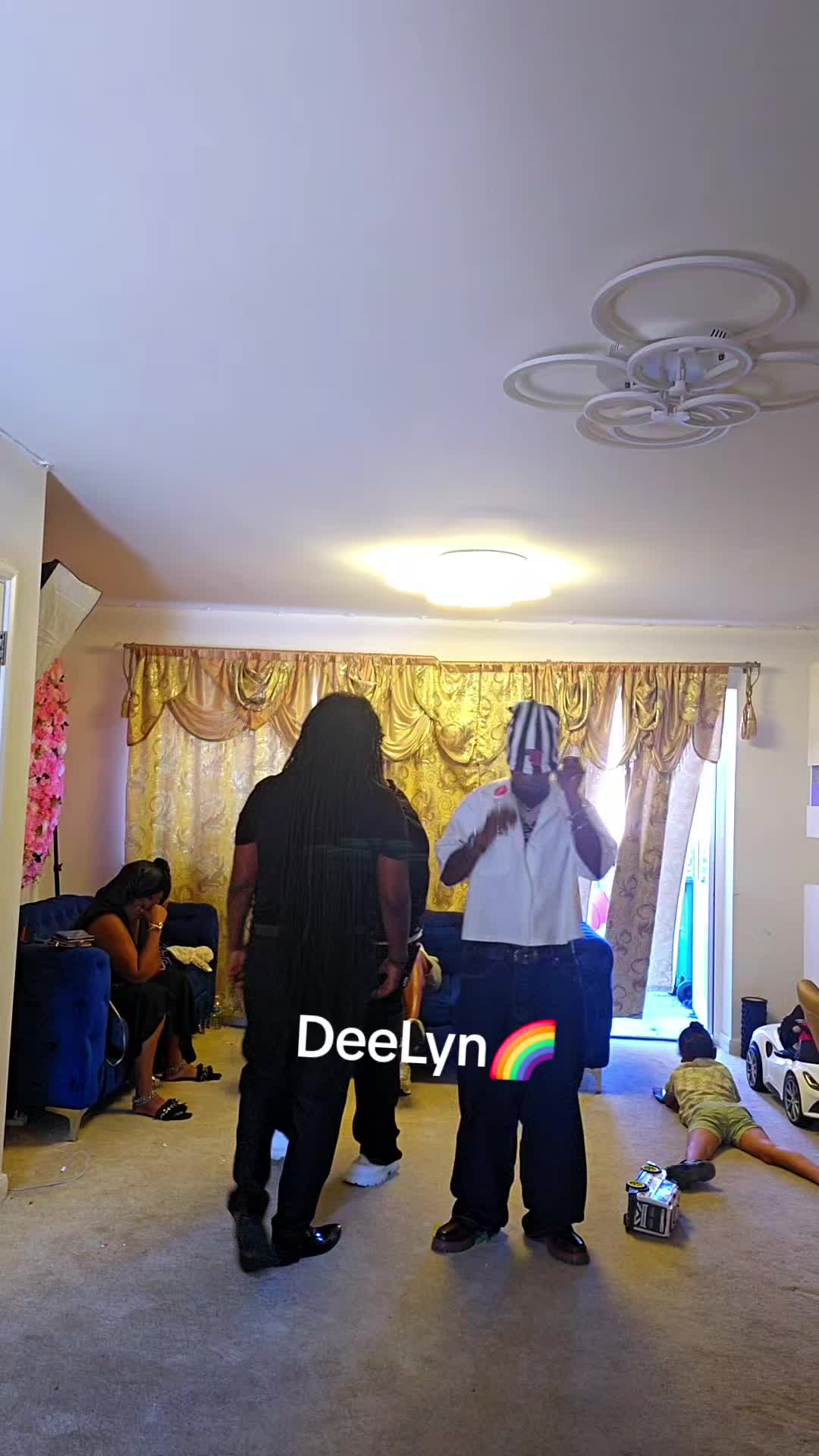 @Dee