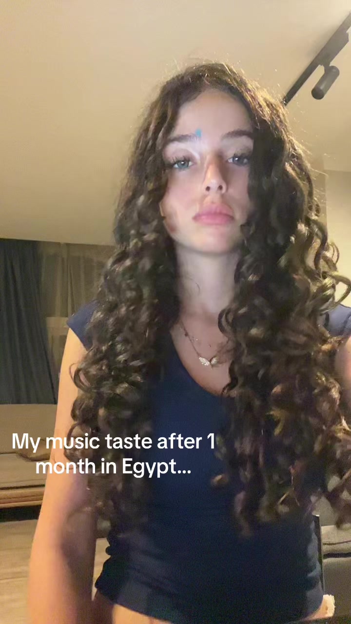@LOLAAA