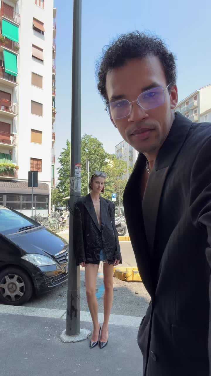 @PAOLO HINESTROSA