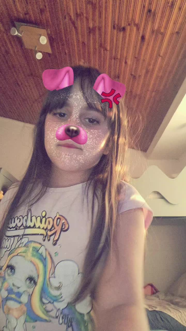 @nicole