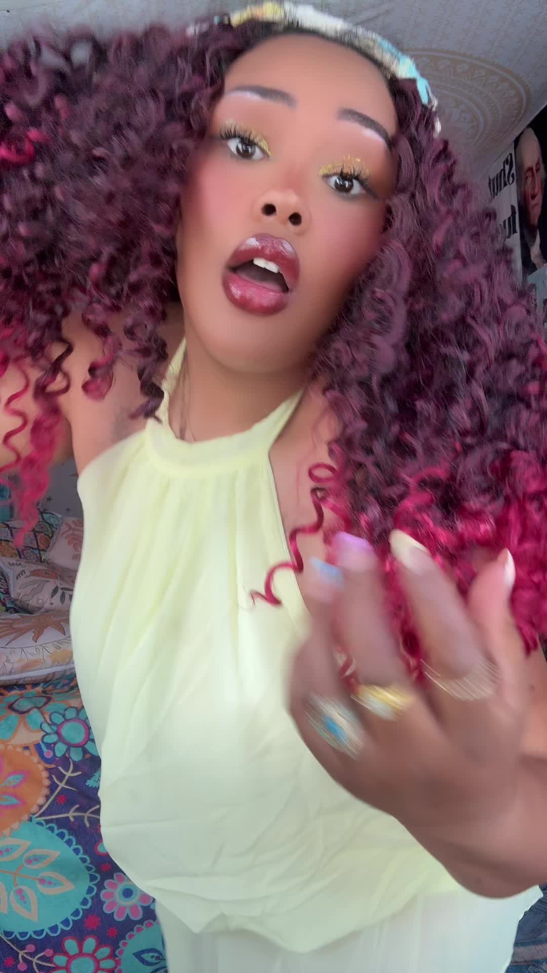 @🧚🏽&zwj;♀️🍄Charn tanoushka☮️✌🏽