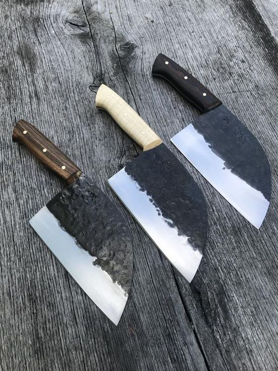 @Knives Store