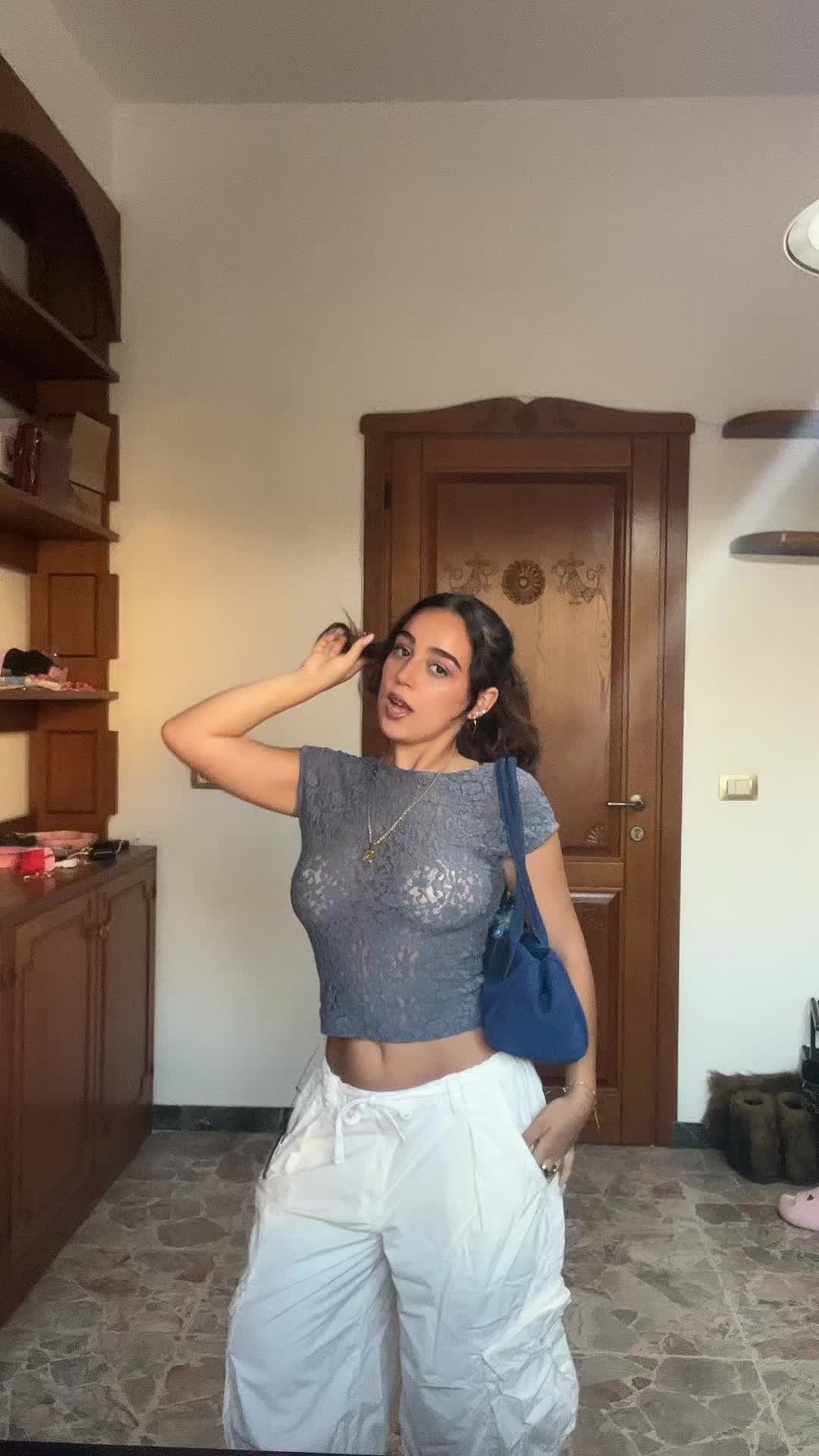 @steellaarosio