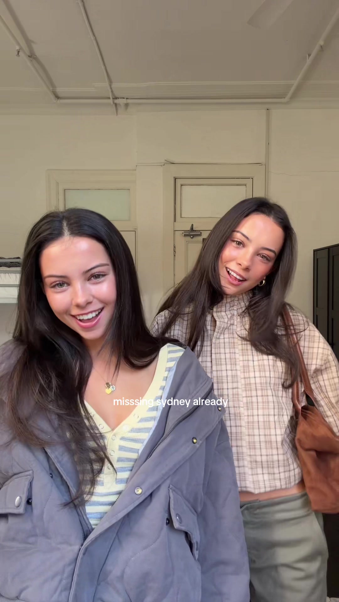 @Ava