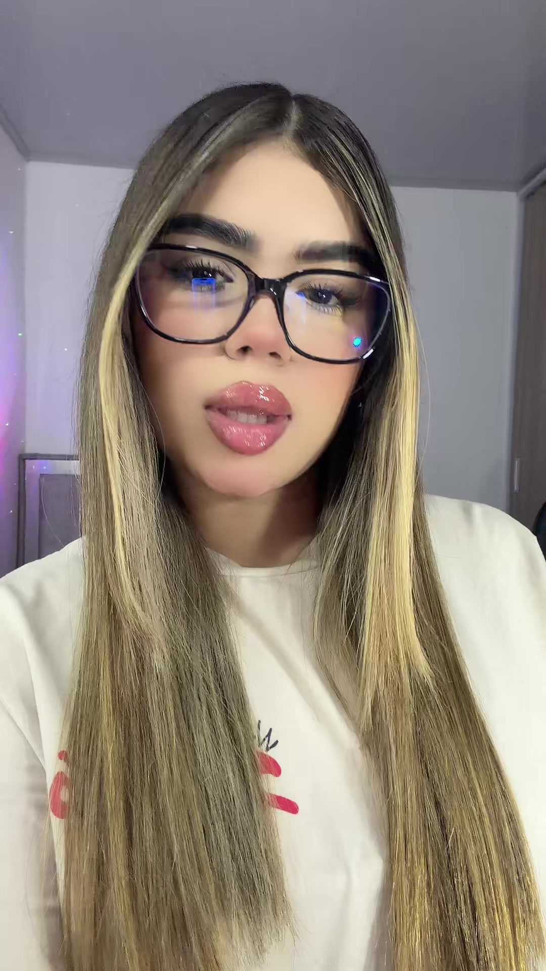 @𝒁𝒂𝒓𝒆𝒕𝒉🧿🍀
