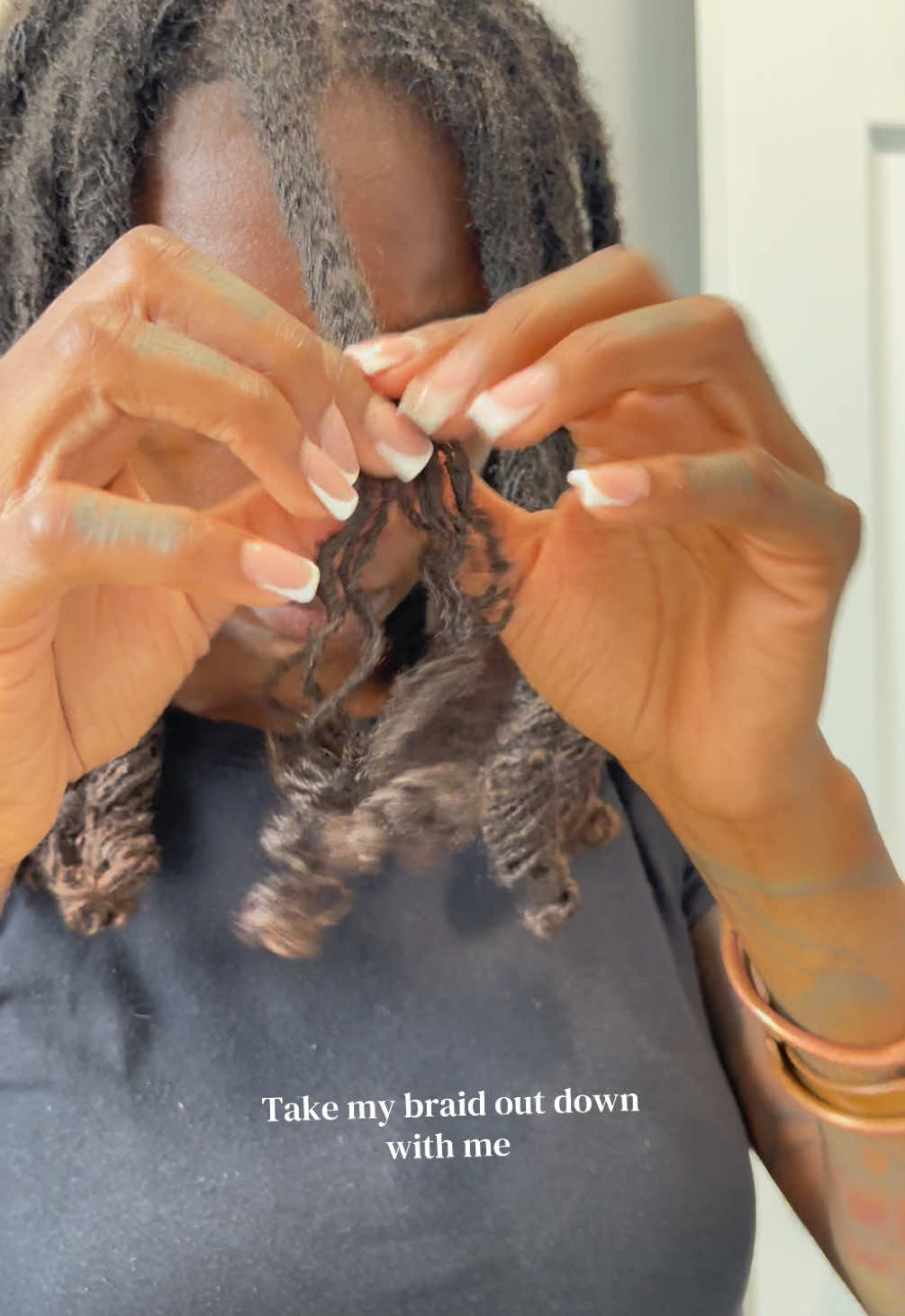 @Monique | World Traveler