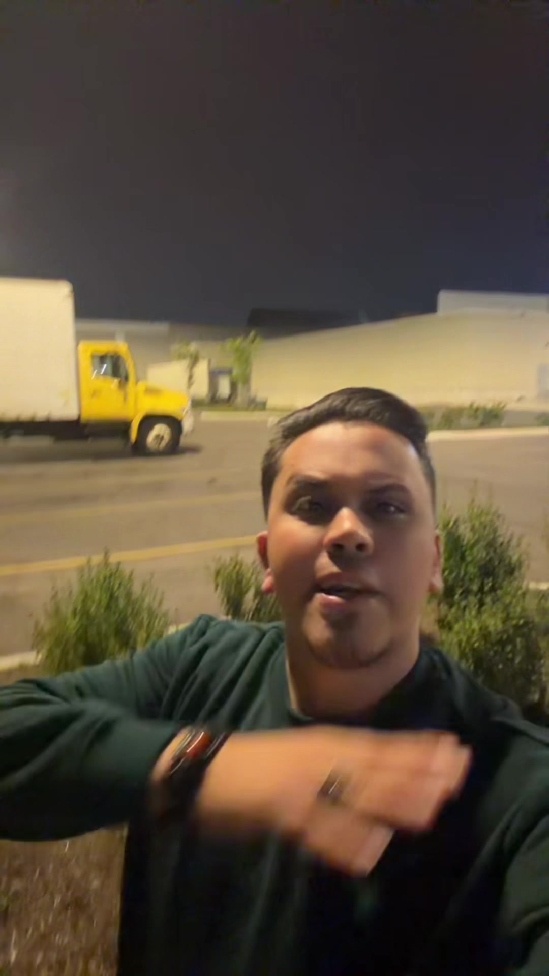 @Yazoore