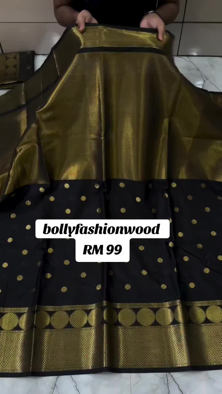 @BollyFashionWood