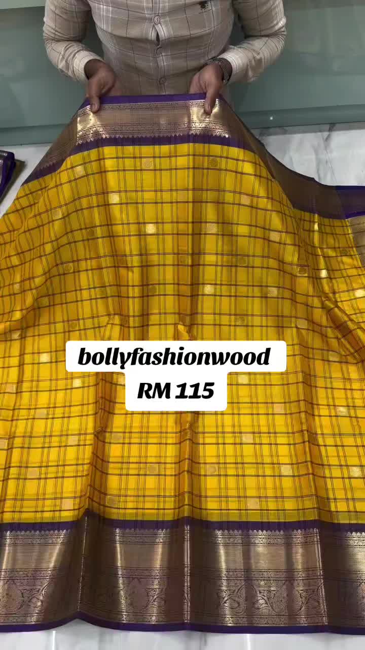 @BollyFashionWood