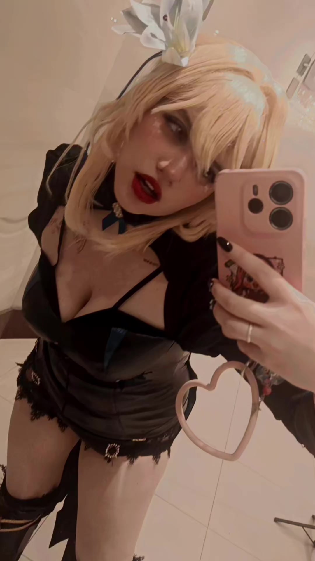 @𝐴𝑡ℎ𝑒𝑛𝑎 🍓✨