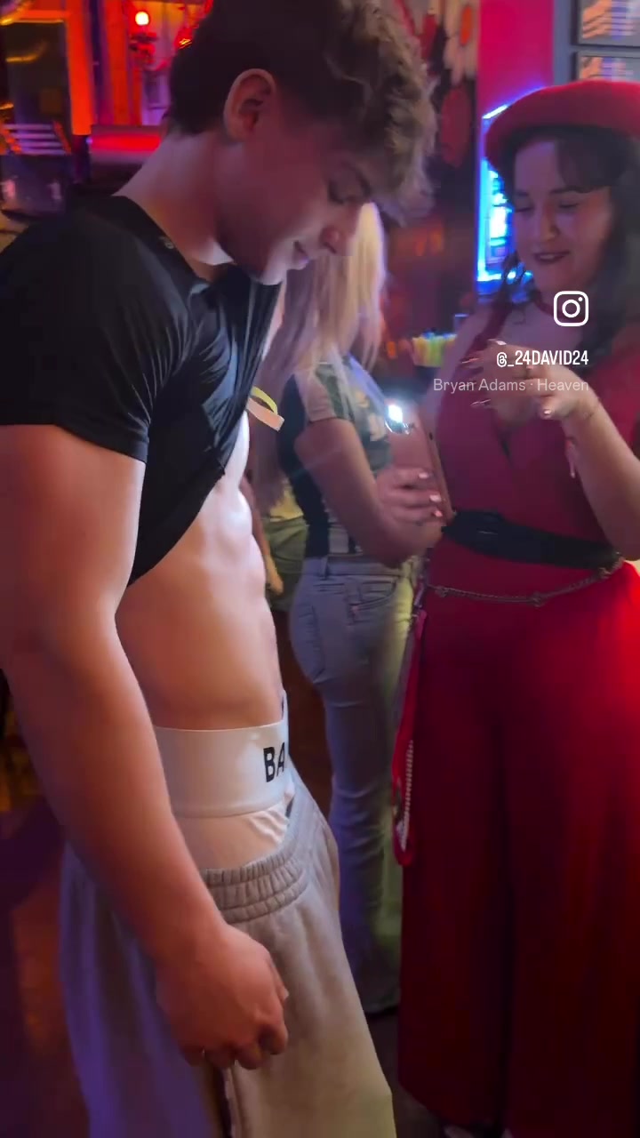 @GayMomentsTiktok