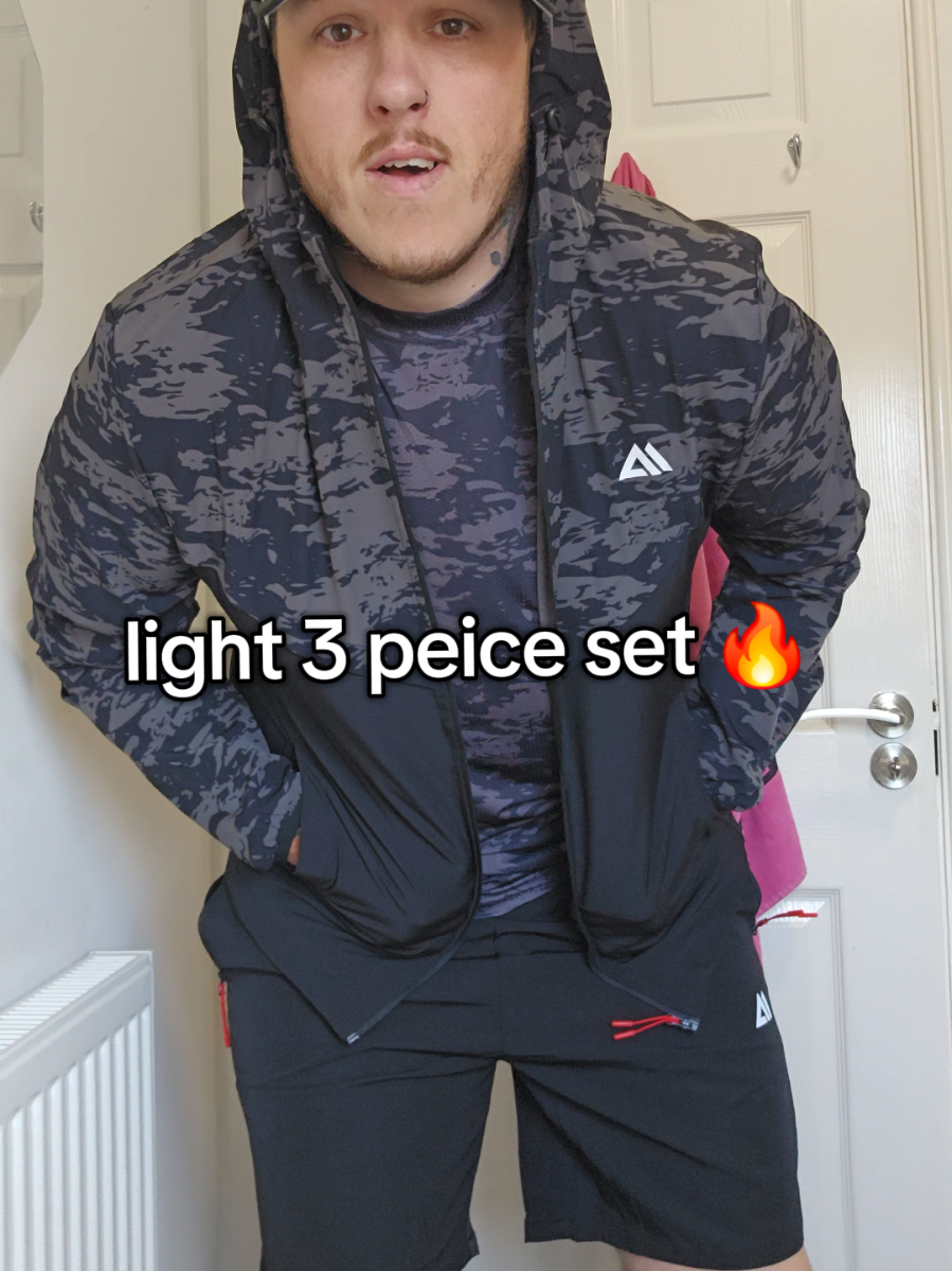 @BIG Liam Reviews
