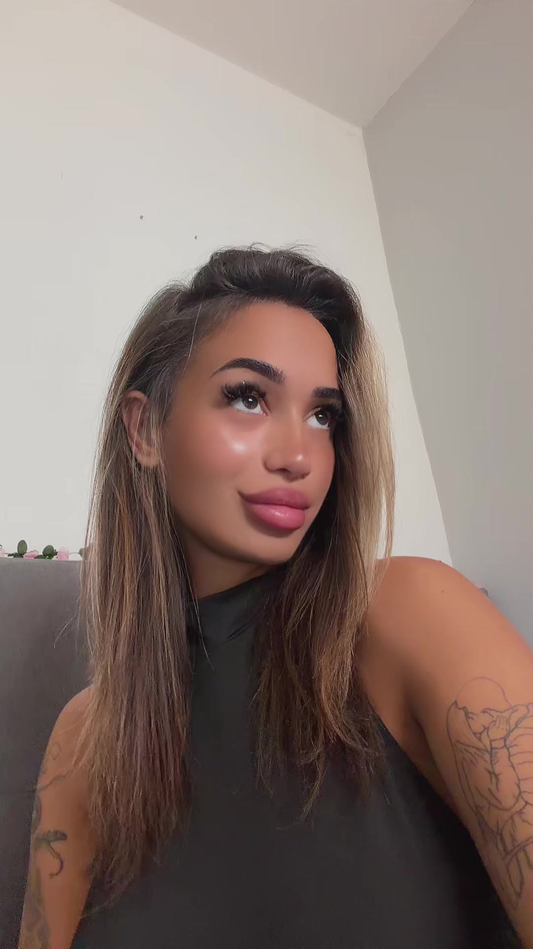 @theanjab