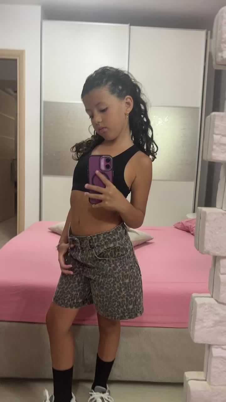 @Valentina