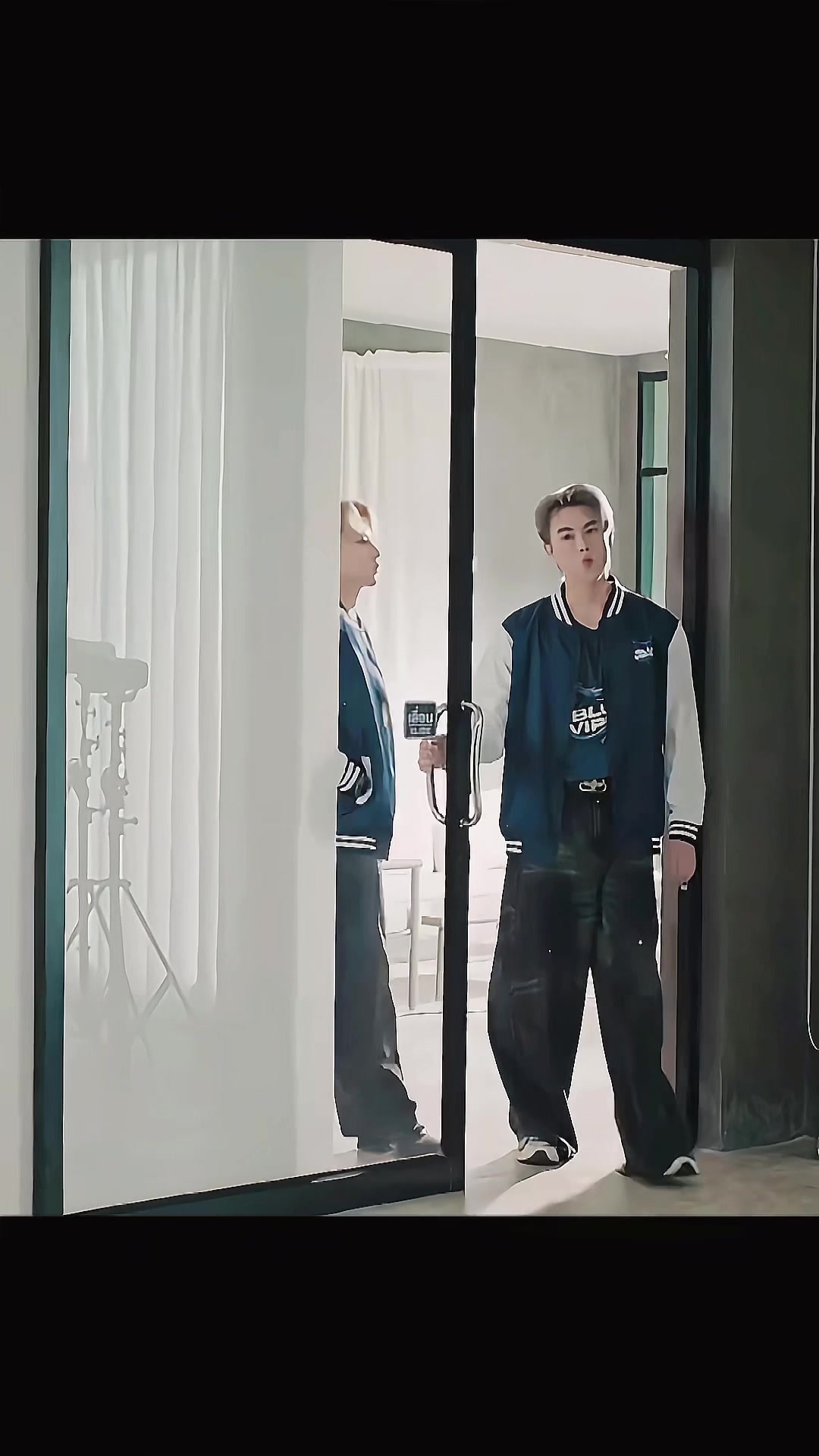 @Luna🧿