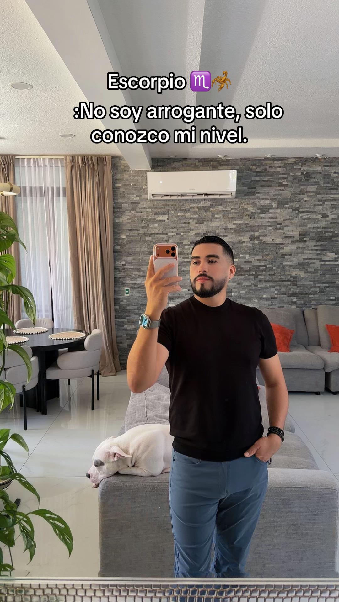 @Escorpiano 🦂 🐾