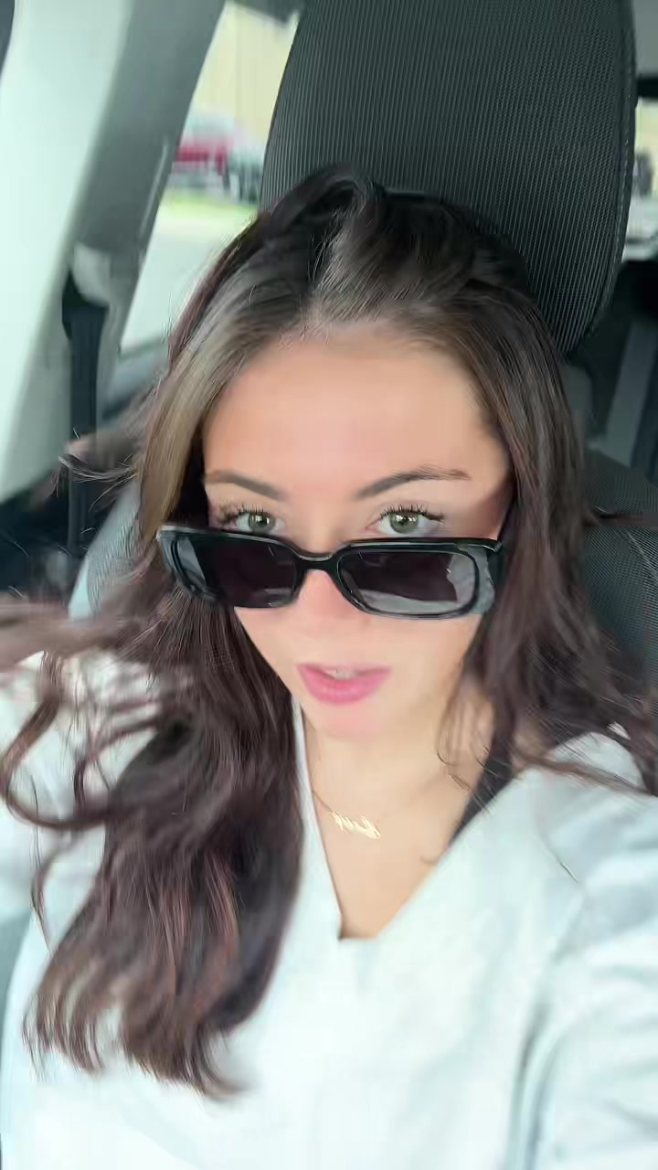 @lucyh252