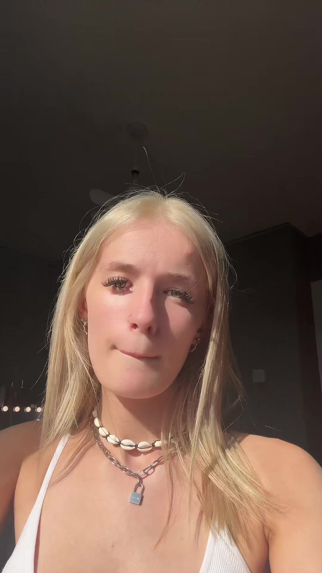 @ameliaspam484