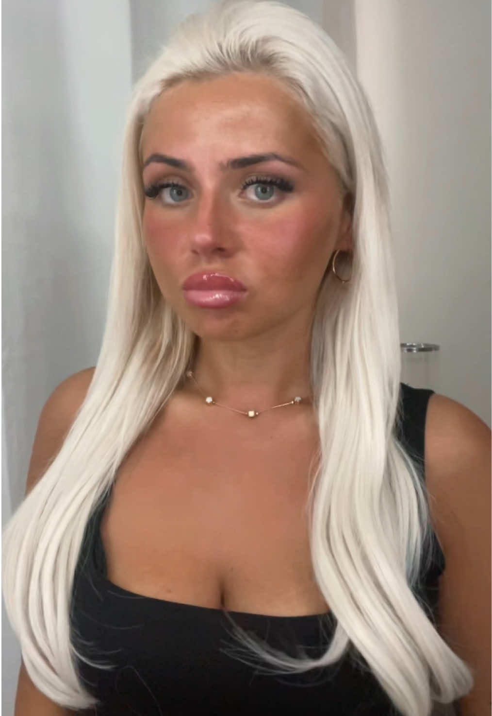 @𝐸𝓁𝓁𝓈 🍒 🦋🩵
