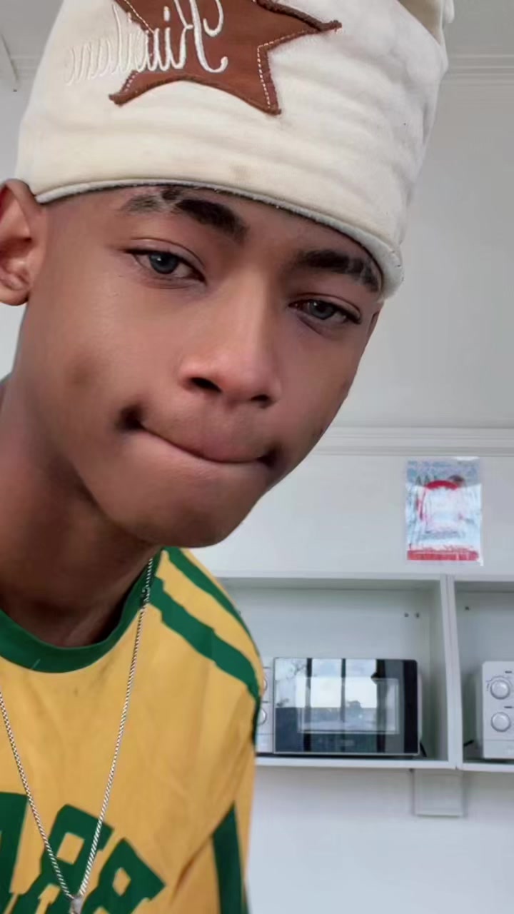 @Mbuso_Mbotho🐬