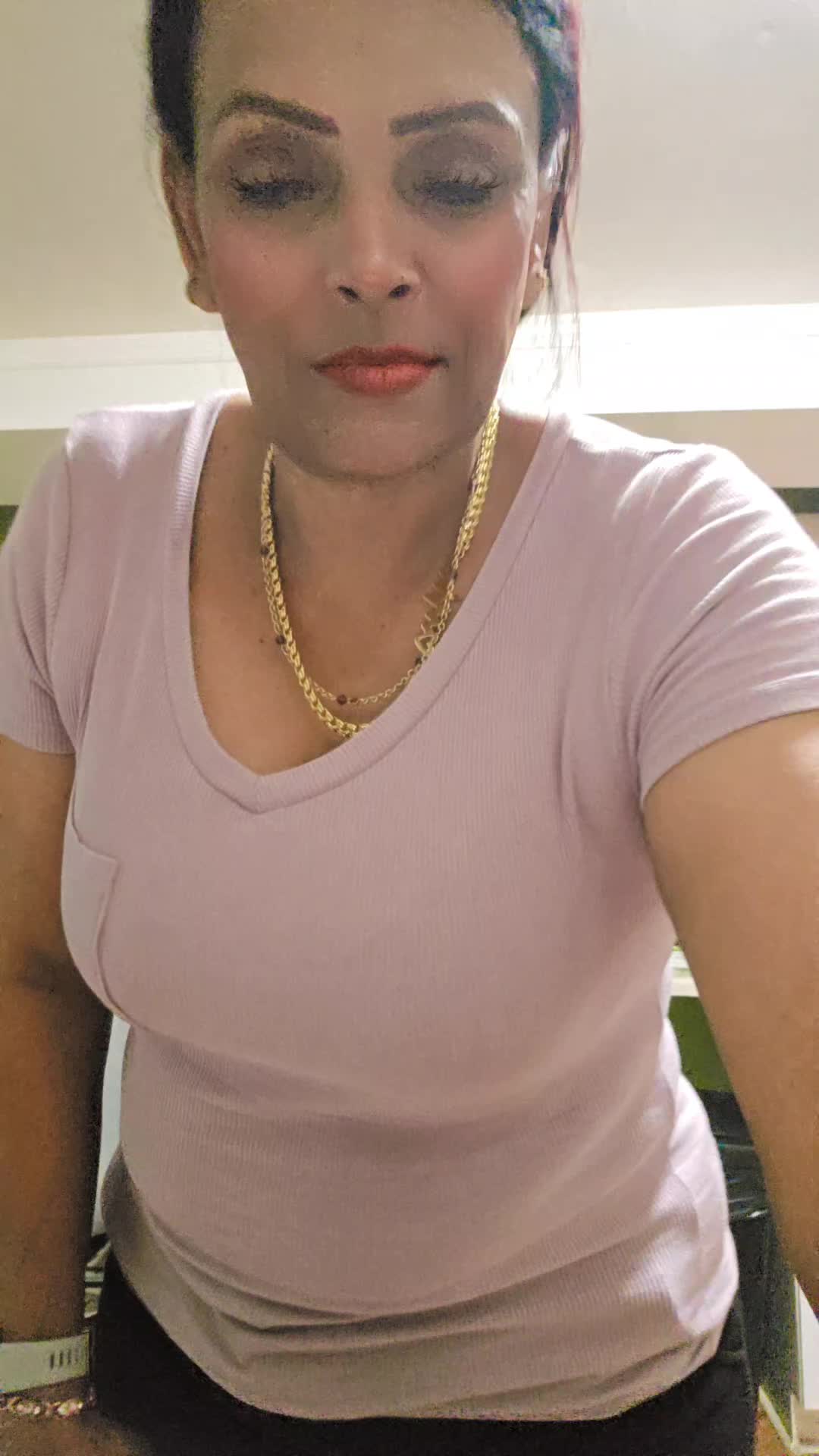 @Bibi Ali