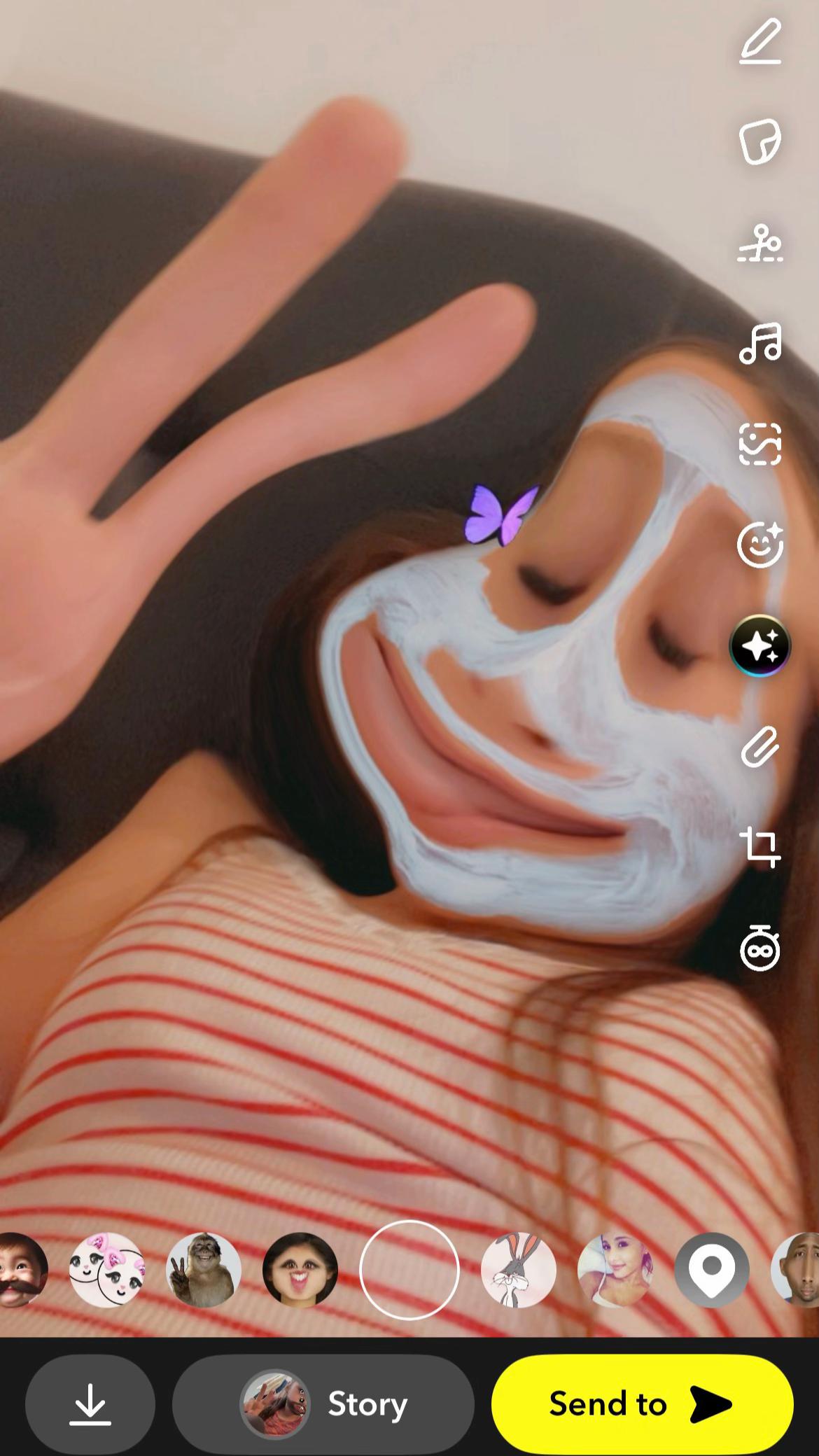 @𝓐𝓿𝓪🖤
