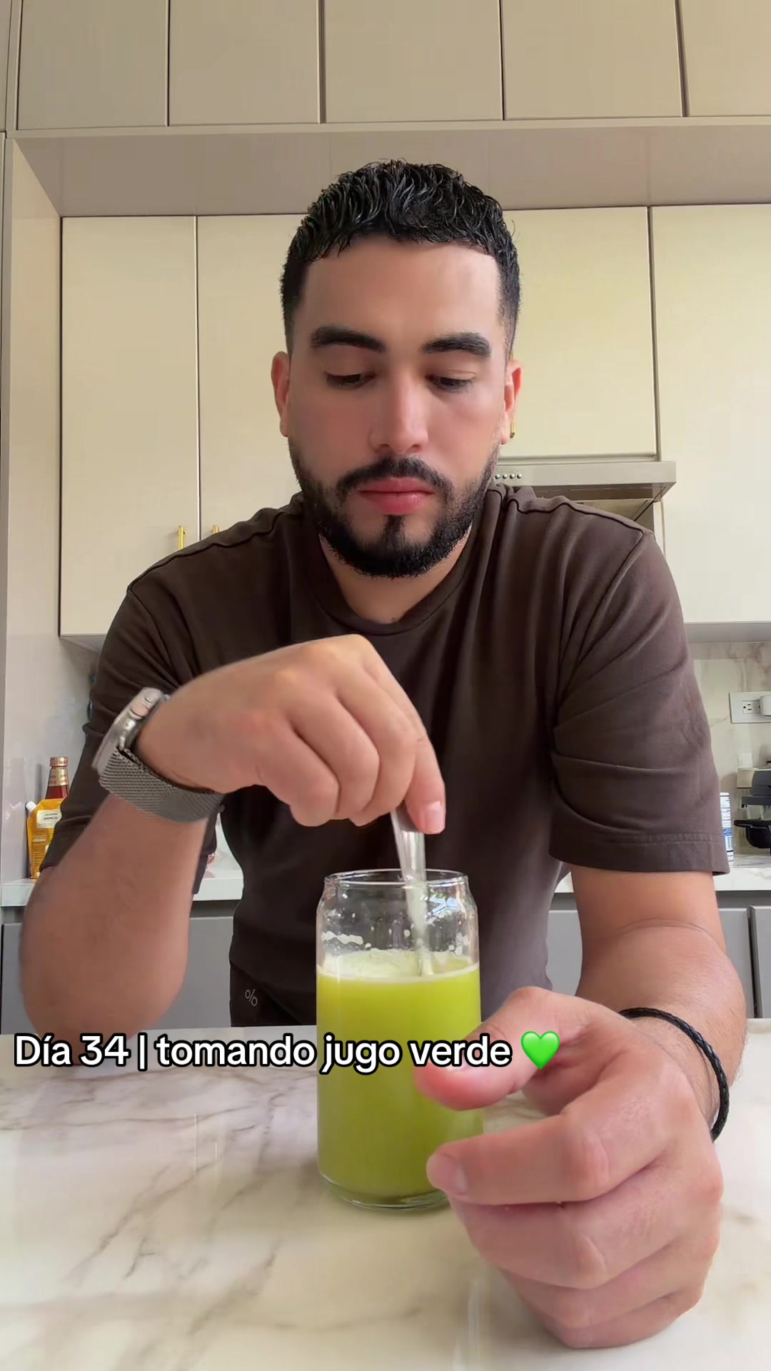 @Escorpiano 🦂 🐾