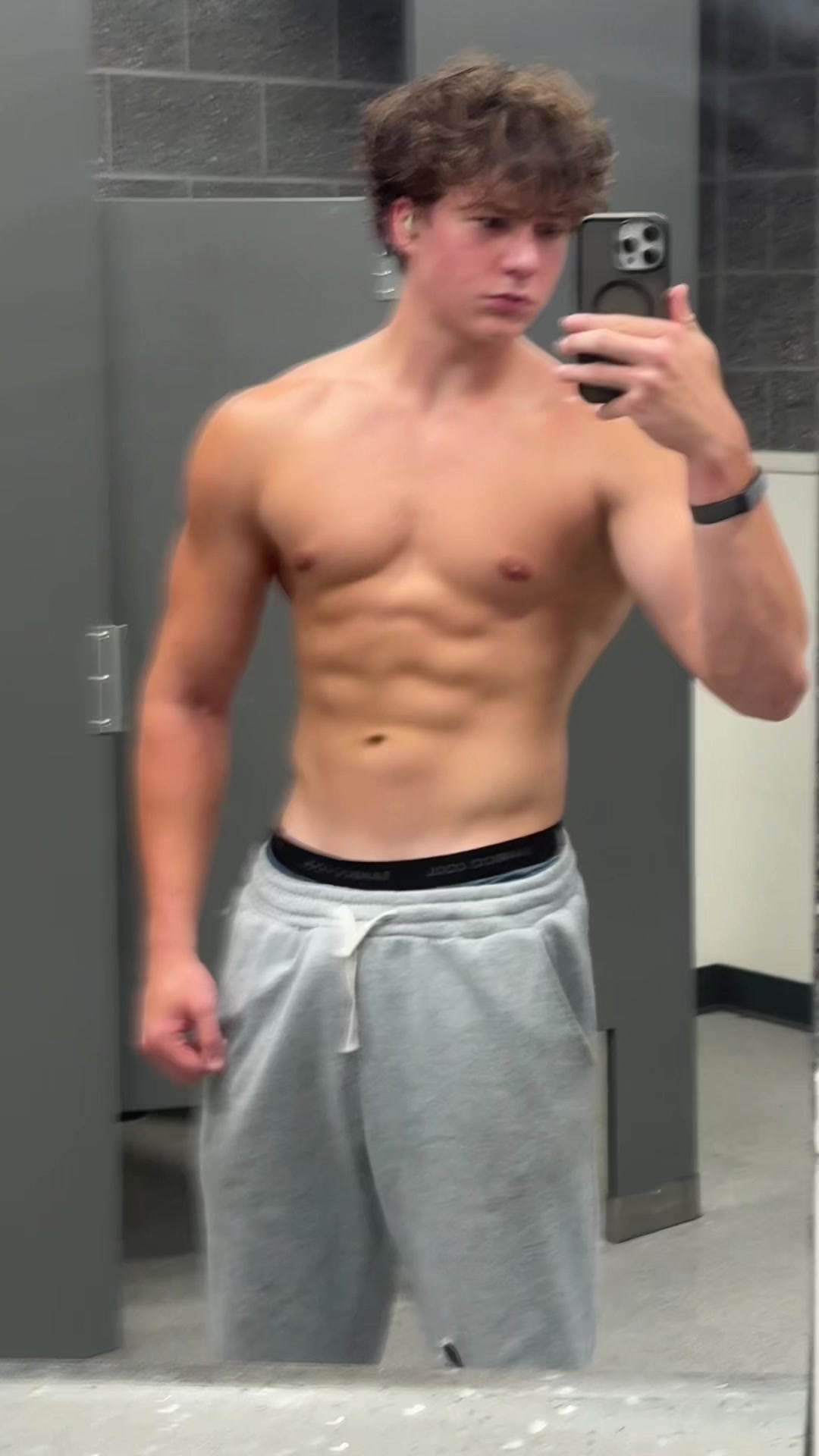 @Mackmogs