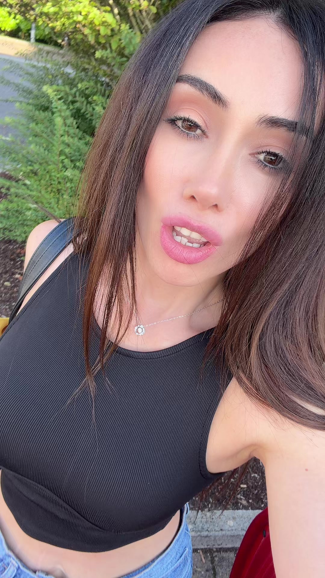@Shakhana_25