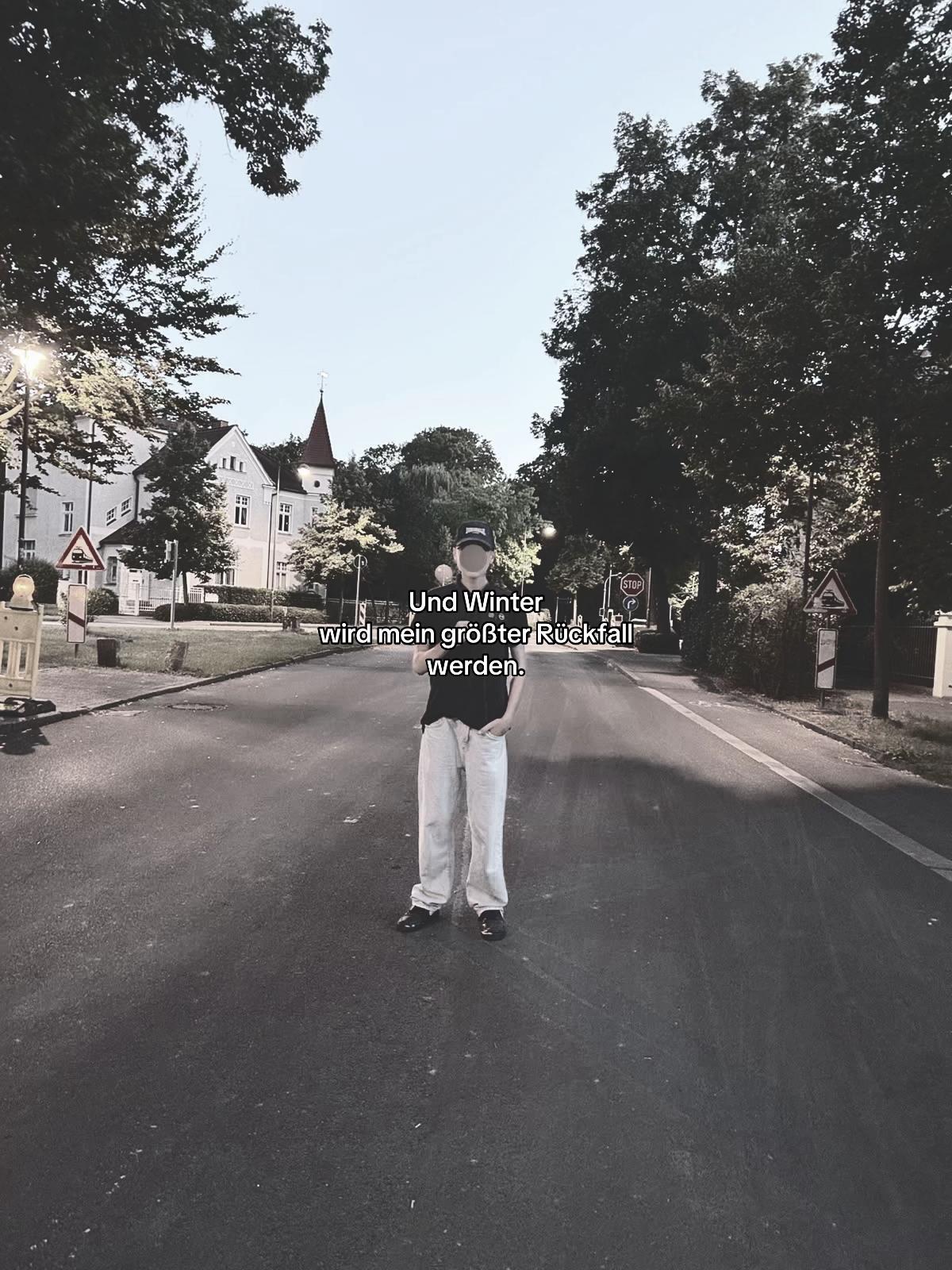 @🧷