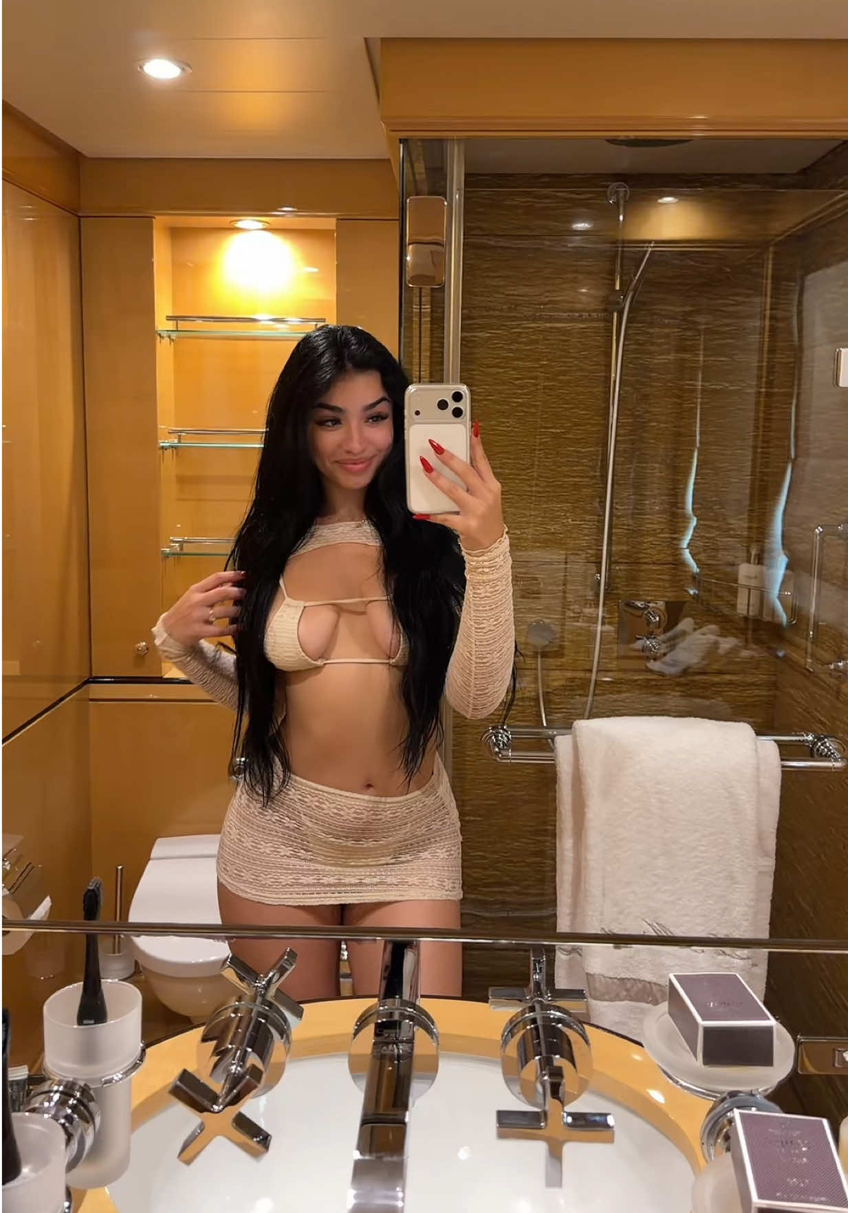 @𝙆 𝘼 𝙏 𝙔