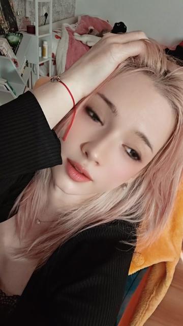 @&hearts;️✨Nellie Myr✨&hearts;️