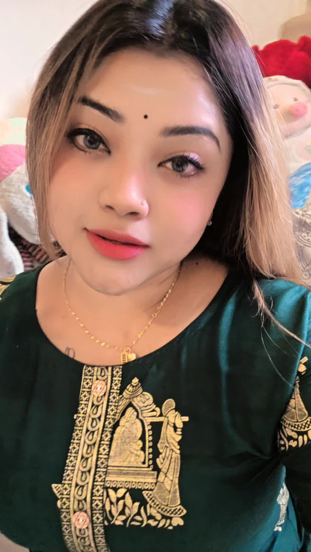@𝑻𝒉𝒖𝒓𝒈𝒂𝒔𝒉𝒏𝒂𝒗𝒊🦋.