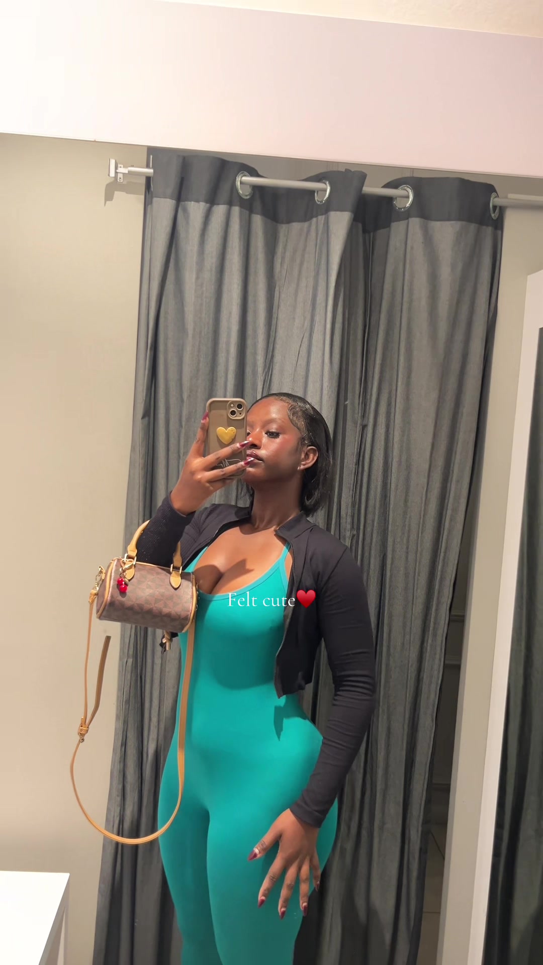 @Ms. lelo ᥫ᭡.