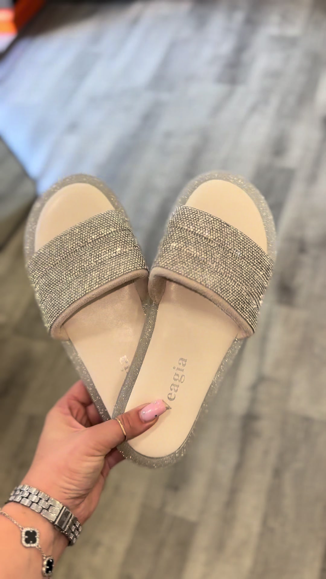 @New Heels Boutique