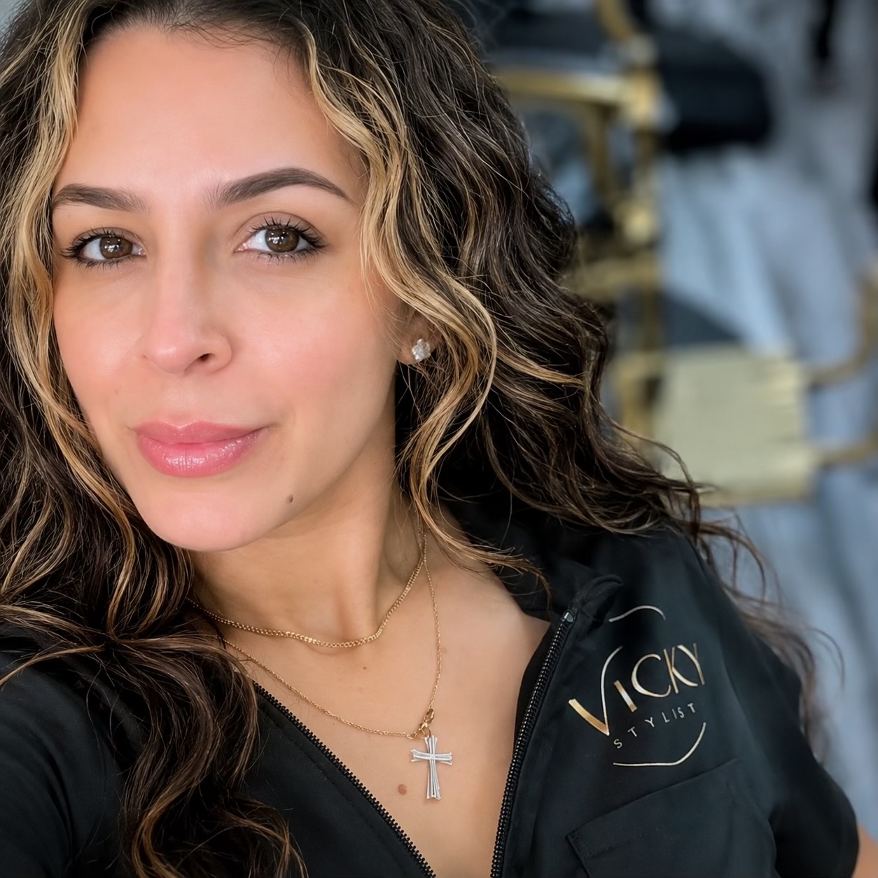 @Vicky-fitt💪 & Barber 💈