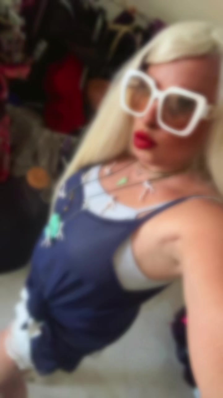 @Donatella fashion-mercedes