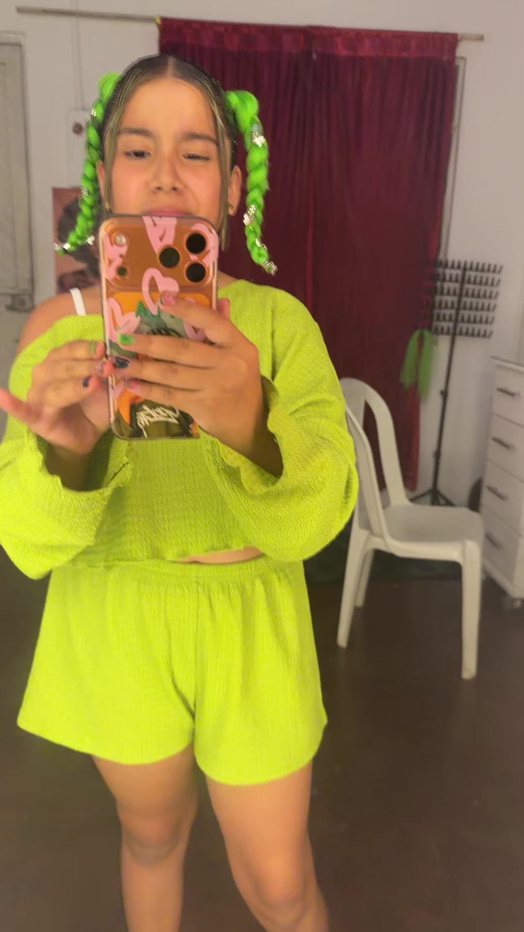 @nylaclaseb