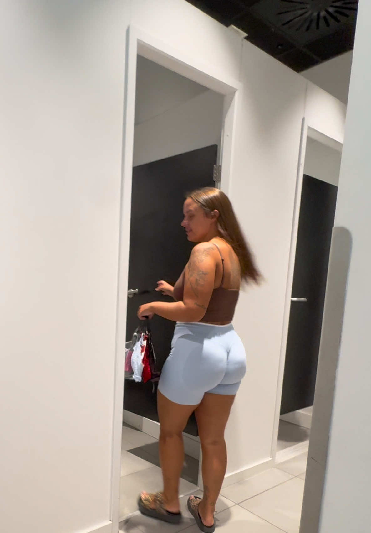 @vani