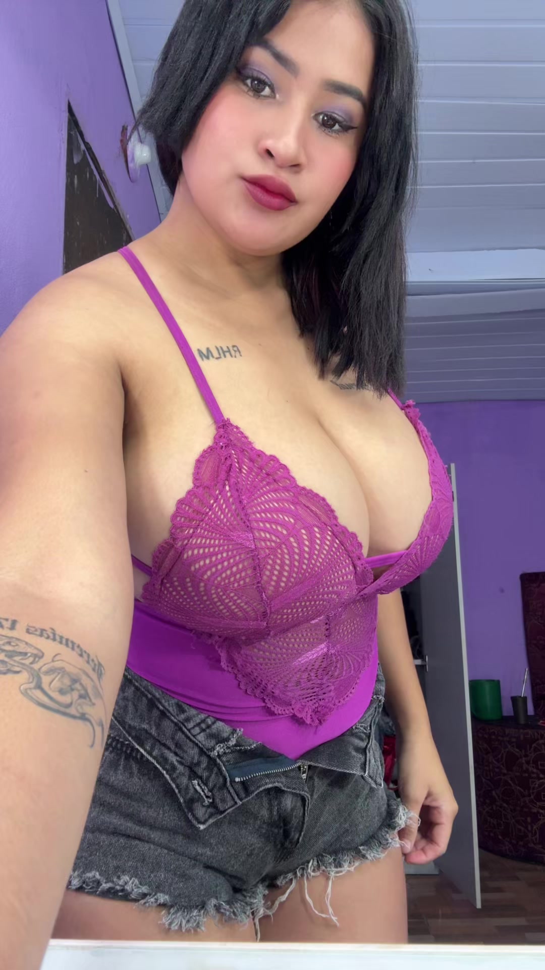@LoreBernal69👹