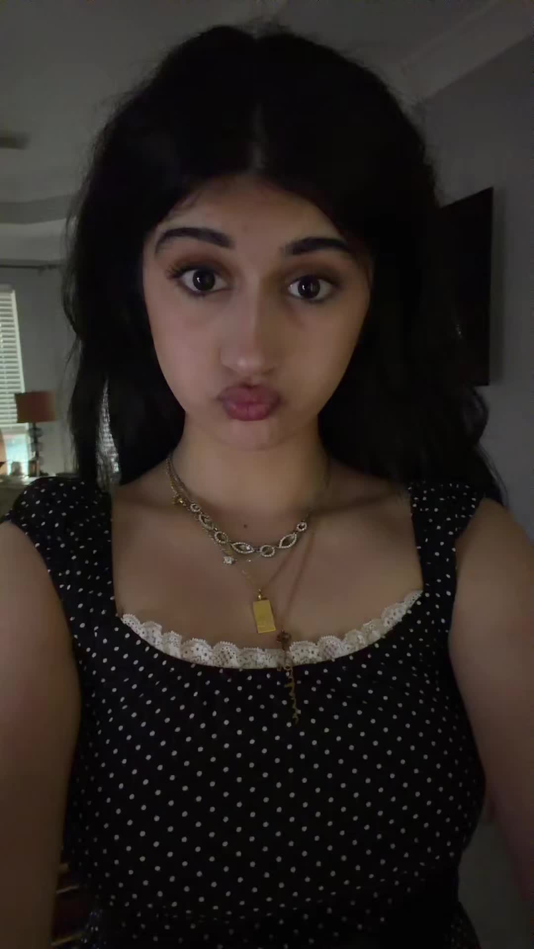 @$abrina