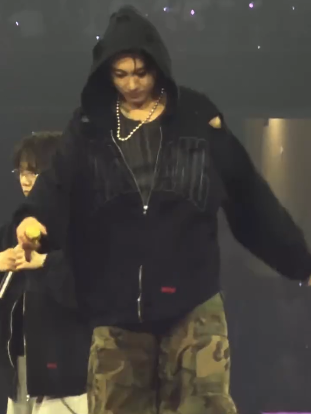 @𝘷𝘦𝘭𝘺𝘯𝘴 _🦨